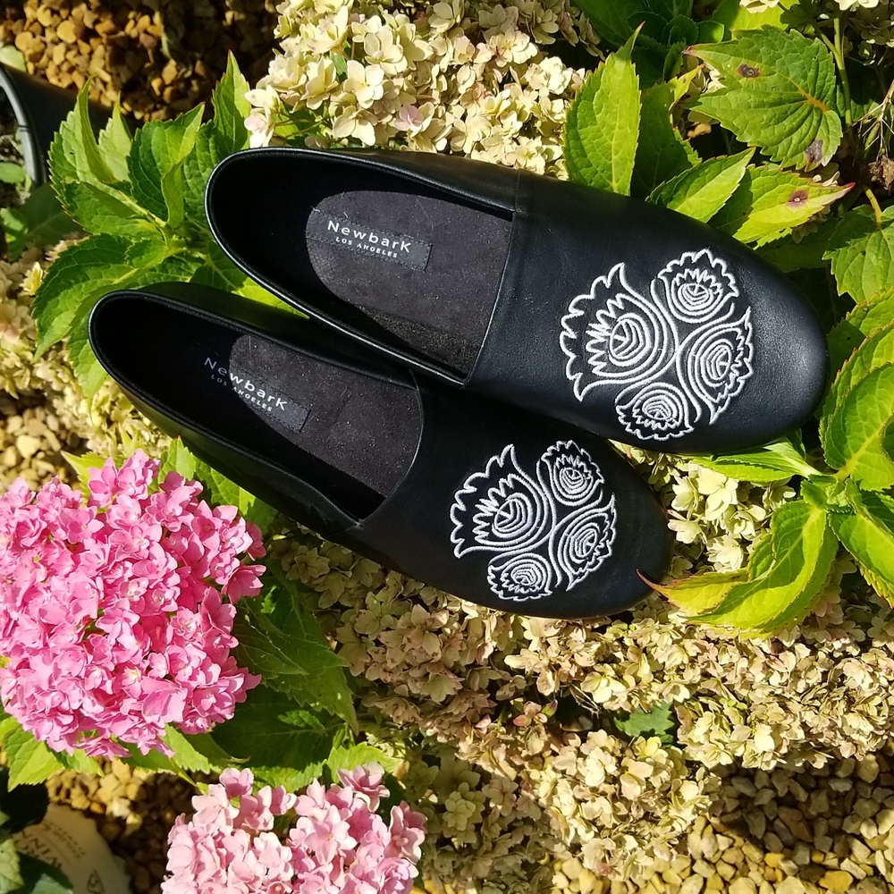 Newbark of L.A. amazing, handmade flats, size 11.5